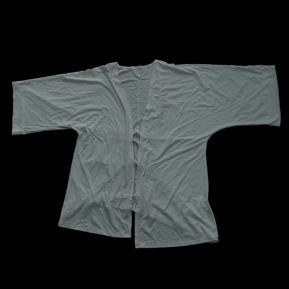 Weekenders top - Picture 2 of 7